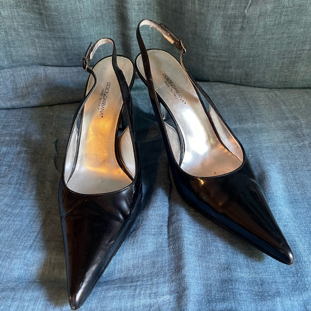 GORGEOUS Vintage Y2K Dolce & Gabbana Glossy Black Pointed Heels